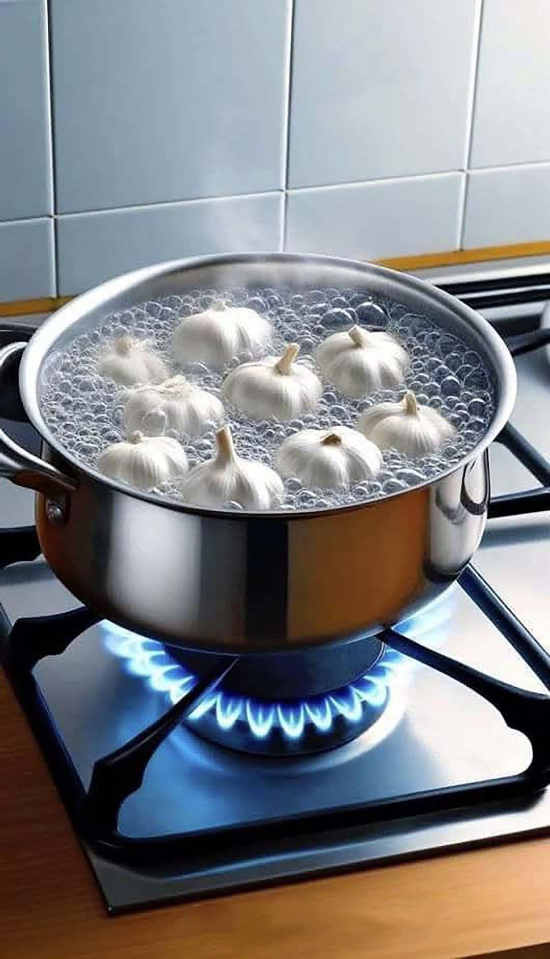 Ferva 5 dentes de alho e você vai resolver um problema muito comum