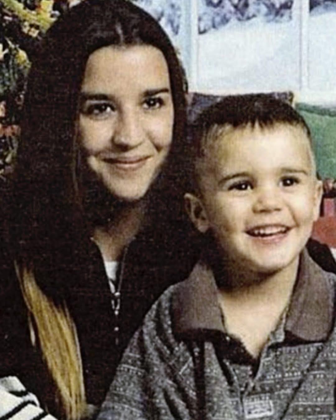 A dura vida desta mãe de um cantor famoso é um exemplo para todos