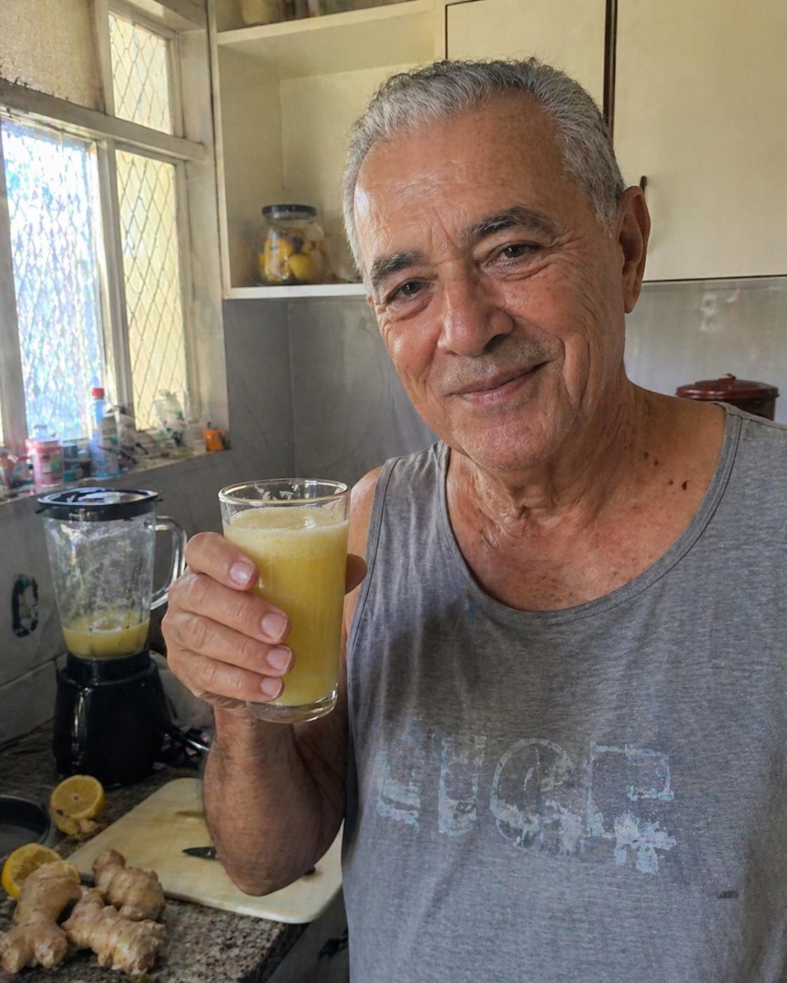 Suco de gengibre - para recuperar rapidamente a energia